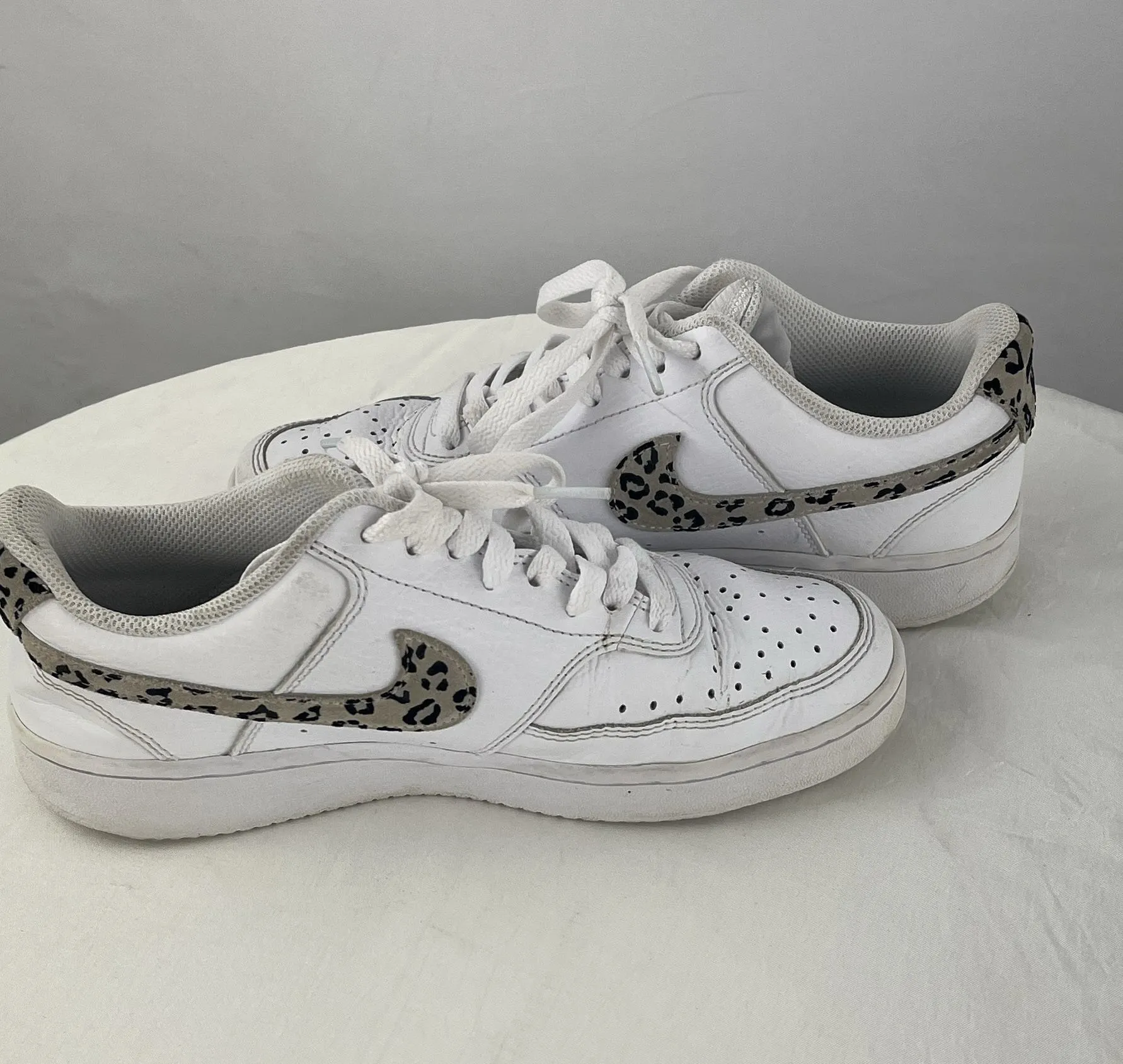 Nike Women's White Court Vision Low Leopard Print Swoosh Sneakers Size 7.5